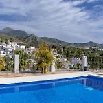 Casablanca 20 Oasis Apartment Nerja